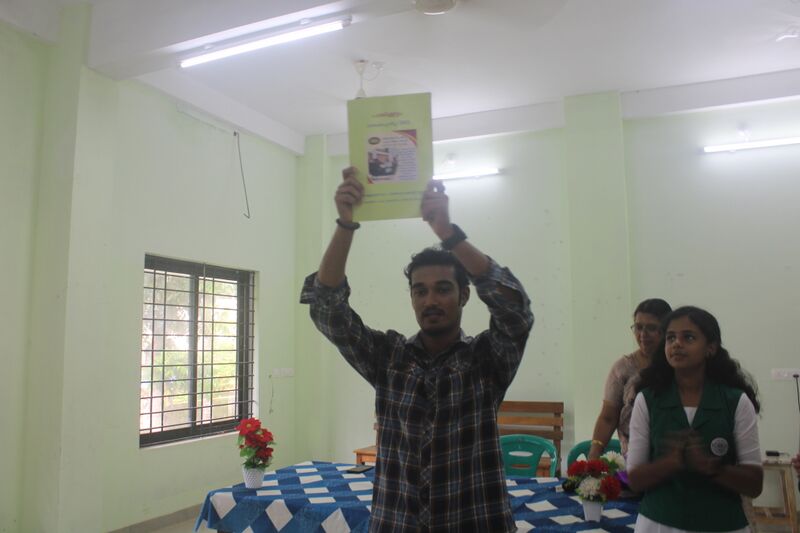 പ്രമാണം:43015 gokul.jpg