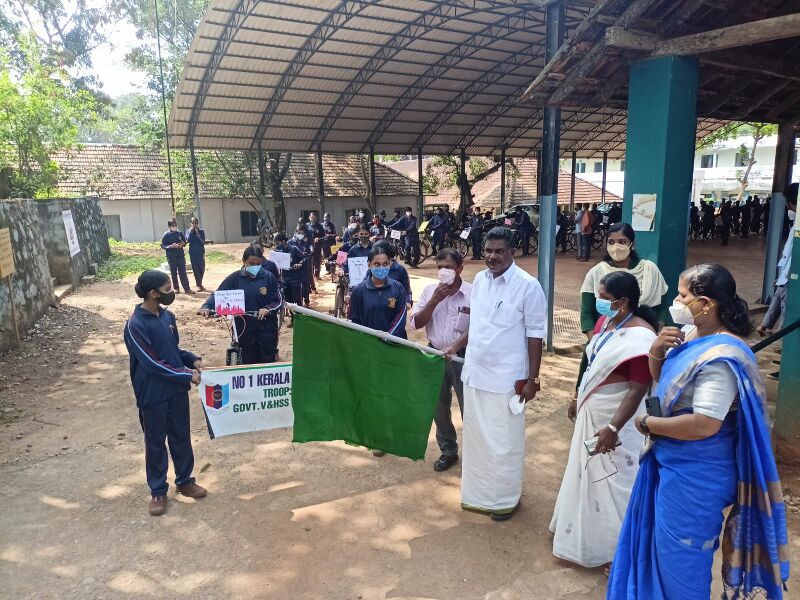 പ്രമാണം:44021 cycle rali 1.jpg