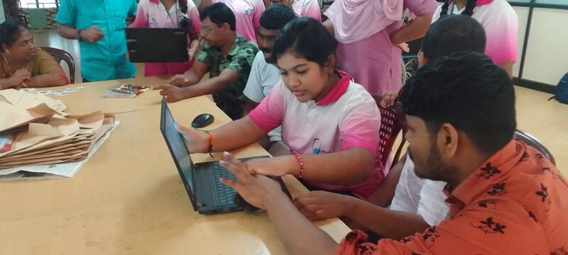 പ്രമാണം:44050 12 1 26 1.jpg