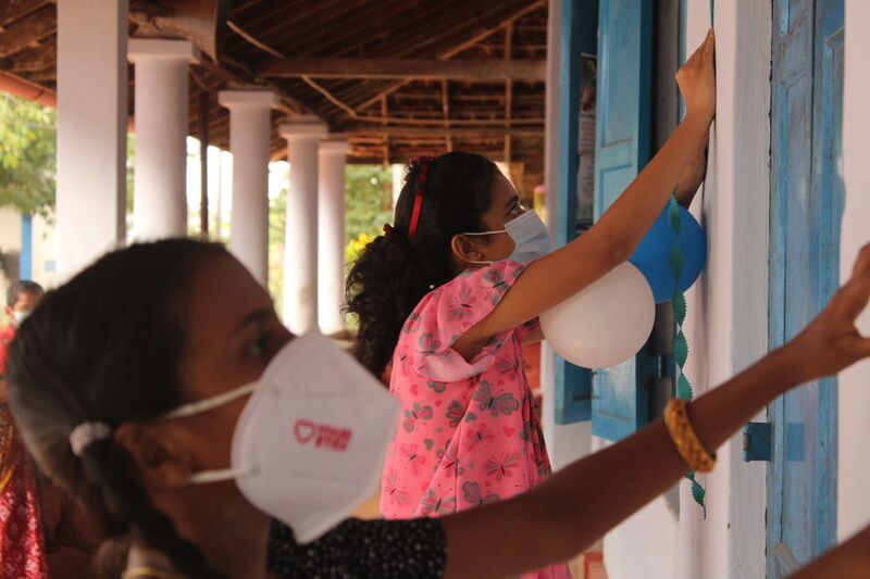 പ്രമാണം:BS21 KTM 33070 3.jpg