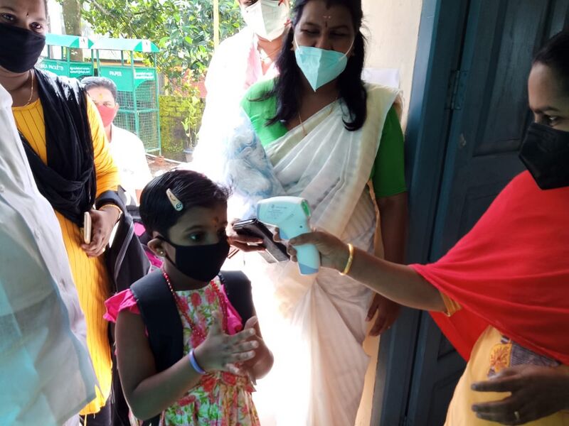 പ്രമാണം:BS21 KTM 33092 3.jpg