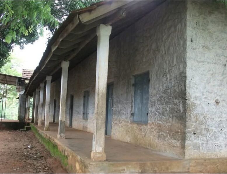 പ്രമാണം:Chittar school class.jpg