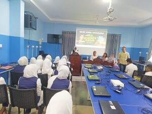 16003 Computer Lab.jpg