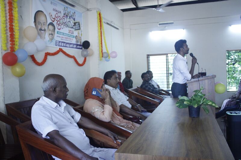പ്രമാണം:17075 praveshanolsavam 01.06.2026.JPG