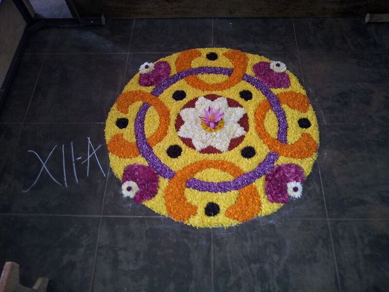 പ്രമാണം:19068 onam 2016 8.resized.jpg