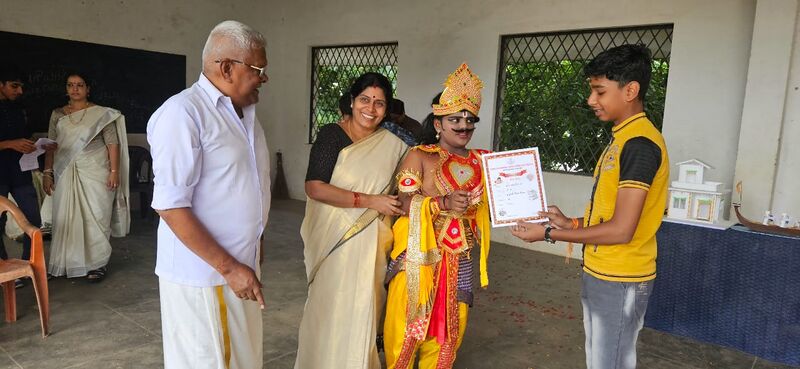 പ്രമാണം:21060 onam3.jpg