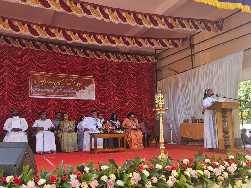 പ്രമാണം:23019-tsr-annualday2-2026.jpg