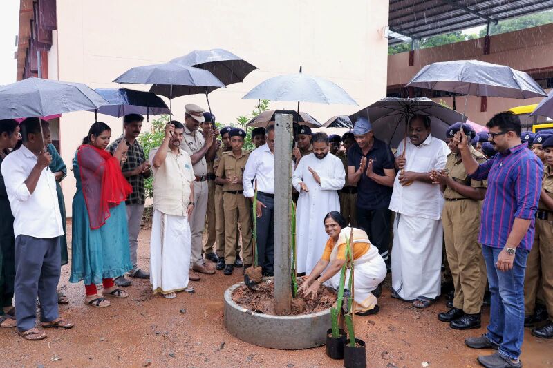 പ്രമാണം:25025 june5 1.jpeg