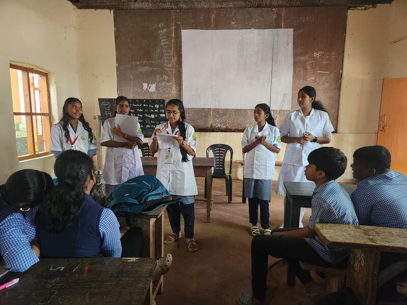 പ്രമാണം:38102 health mission class.jpg