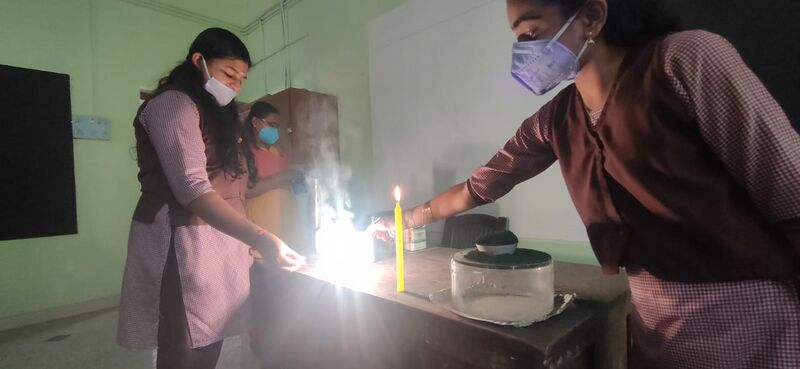 പ്രമാണം:44055 sceene.jpeg