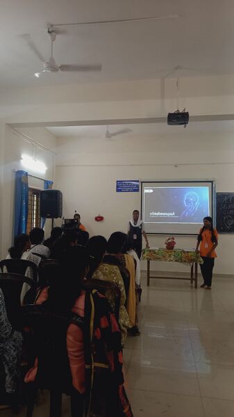 പ്രമാണം:Class taken by lk students(2).jpeg.jpg