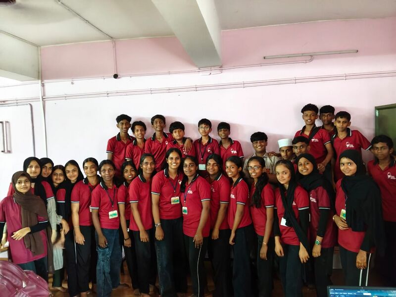 പ്രമാണം:12039 batchLK24-27.jpg