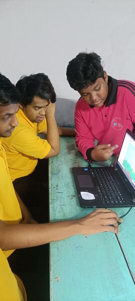 പ്രമാണം:36050 class for da.jpg