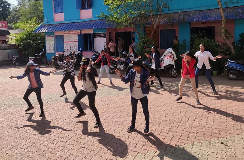 പ്രമാണം:42021 001231.jpg