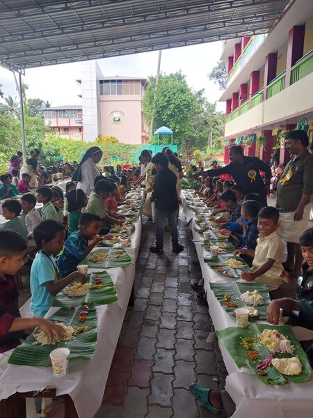 പ്രമാണം:44443 onam6 2025.jpg