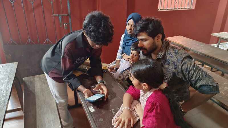 പ്രമാണം:Ai training for parents.jpg
