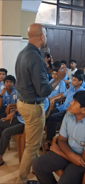 പ്രമാണം:BEERAJ SIR.jpg