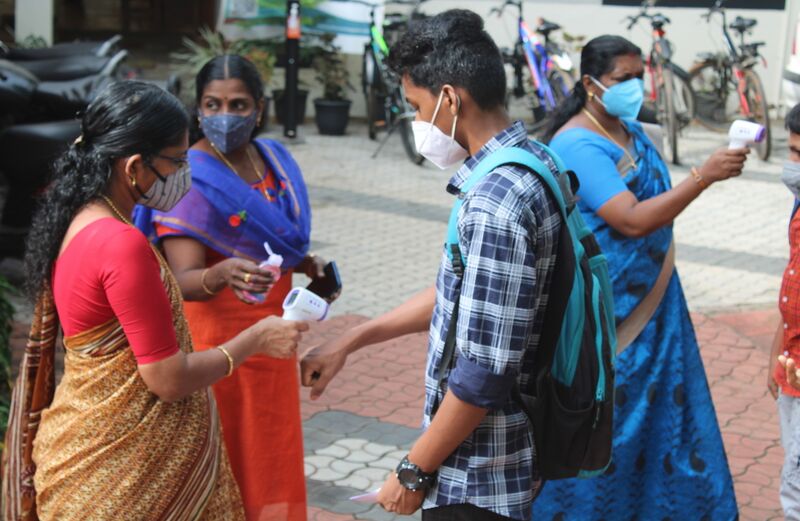 പ്രമാണം:BS21 TVM 44050 4.jpg