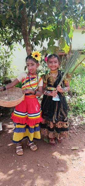 പ്രമാണം:12052 kgd schoolkalolsav3.jpeg