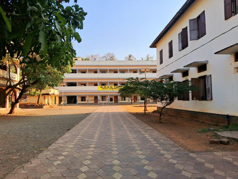 പ്രമാണം:24028building.jpeg