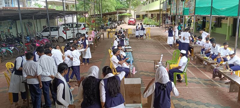 പ്രമാണം:34044-GHSM-SCIENCE EXHIBITION2025-18.jpg