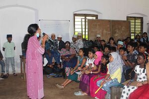 37051 lahari virudha dinam9.jpg