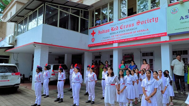 പ്രമാണം:43018 redcross 3.jpeg
