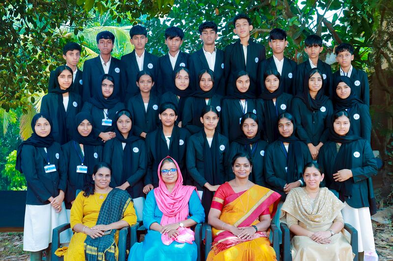 പ്രമാണം:47088 lk2023-26batch.jpg