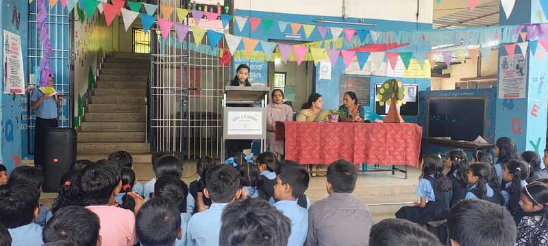 പ്രമാണം:17241 reading day3.jpg