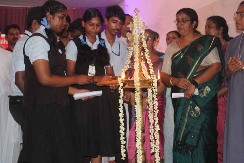 പ്രമാണം:34046 G3.JPG