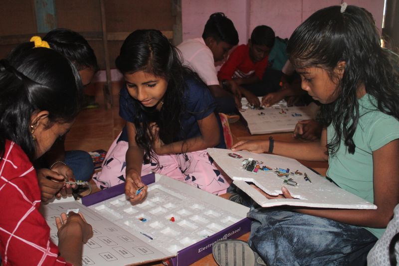 പ്രമാണം:41059 kureepuzhaup6.JPG