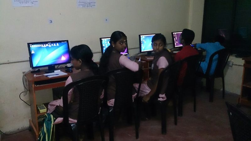 പ്രമാണം:41062 kuttykoottam training1.jpg