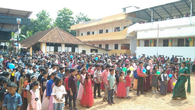 പ്രമാണം:43401 preveshanolsavam 3.jpg