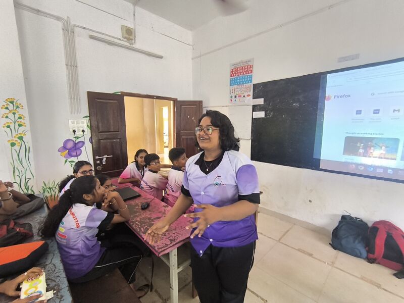 പ്രമാണം:44029 2652.jpg