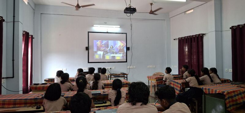 പ്രമാണം:47064- reality show7.jpeg