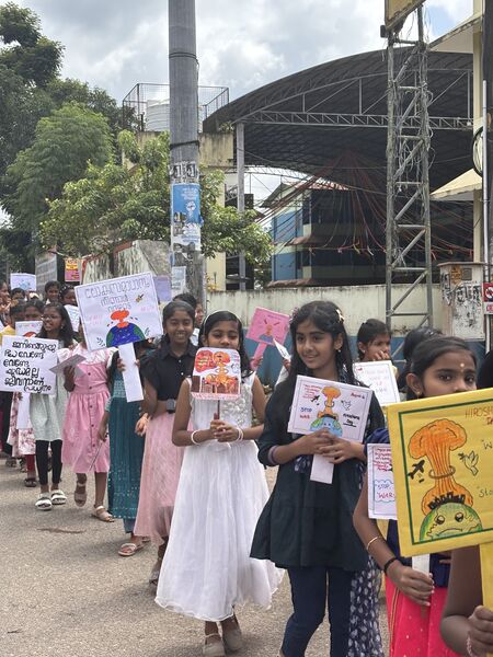 പ്രമാണം:HIROSHIMA .jpeg