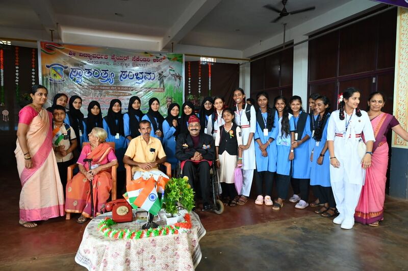 പ്രമാണം:11010 Independance day.jpeg