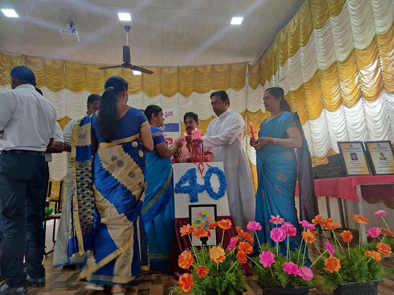 പ്രമാണം:15051 40 ingurtion.jpg