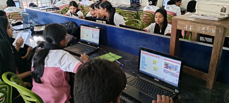 പ്രമാണം:18032-School camp 2.jpg