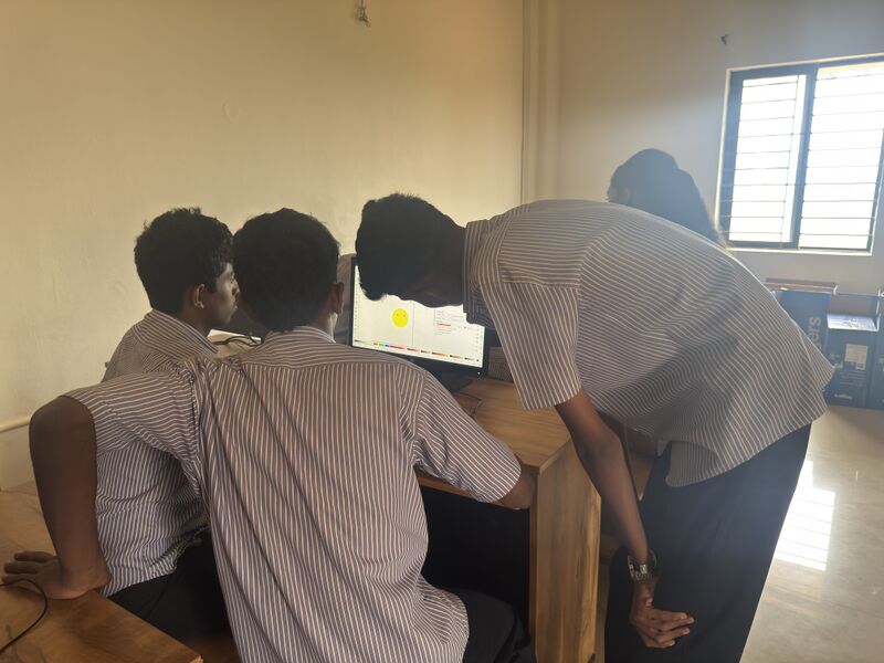 പ്രമാണം:19112 lk cwsn.jpg