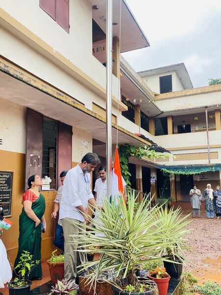 പ്രമാണം:19855 independence day 3.JPG