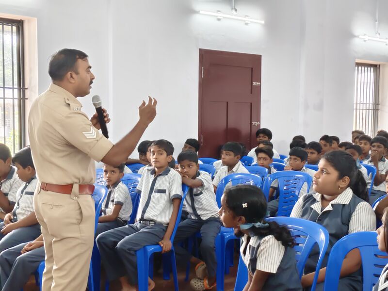 പ്രമാണം:25258 school safety committe.jpg