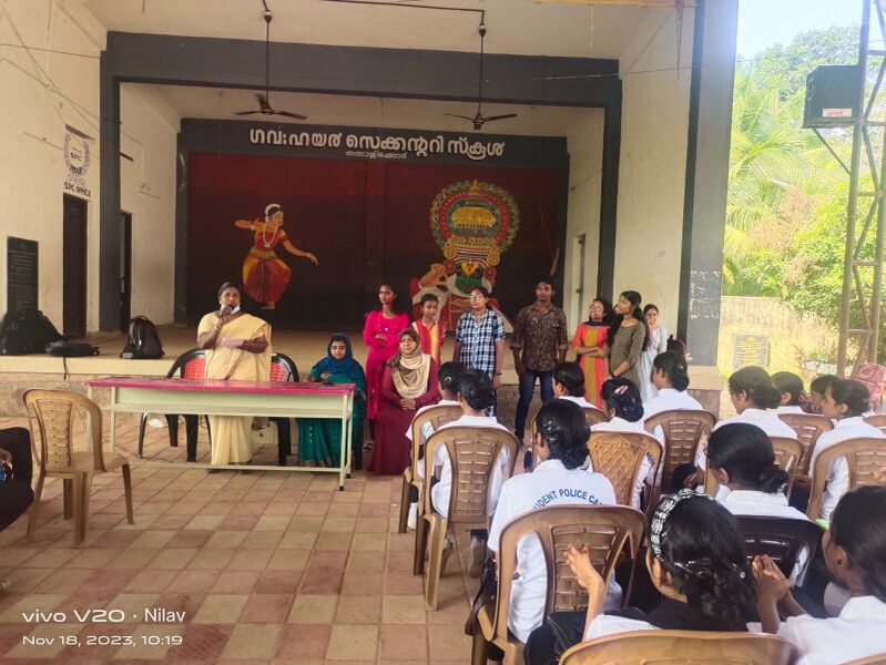 പ്രമാണം:42061 302.jpg