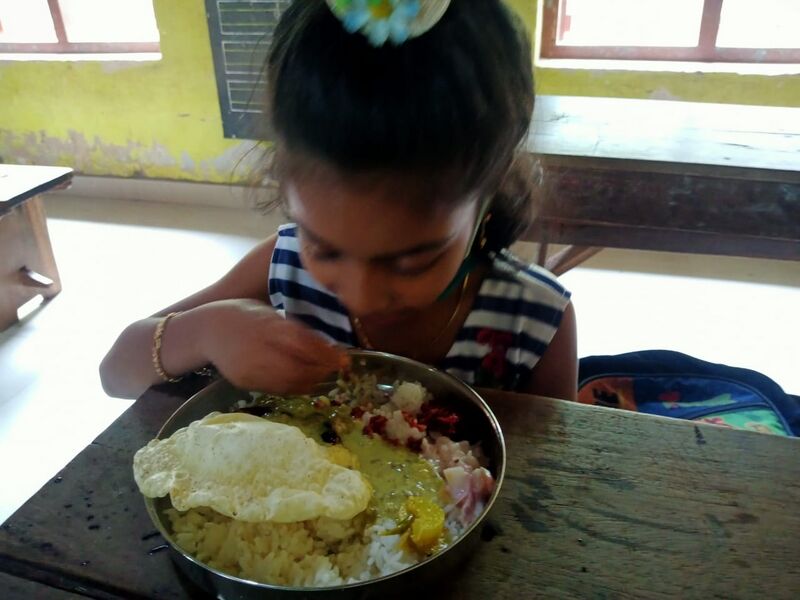 പ്രമാണം:അകന്നിരുന്നു അടുത്തിരിക്കാം.jpg