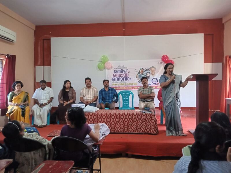 പ്രമാണം:17017-pravesanolsavam inauguration-1.jpeg