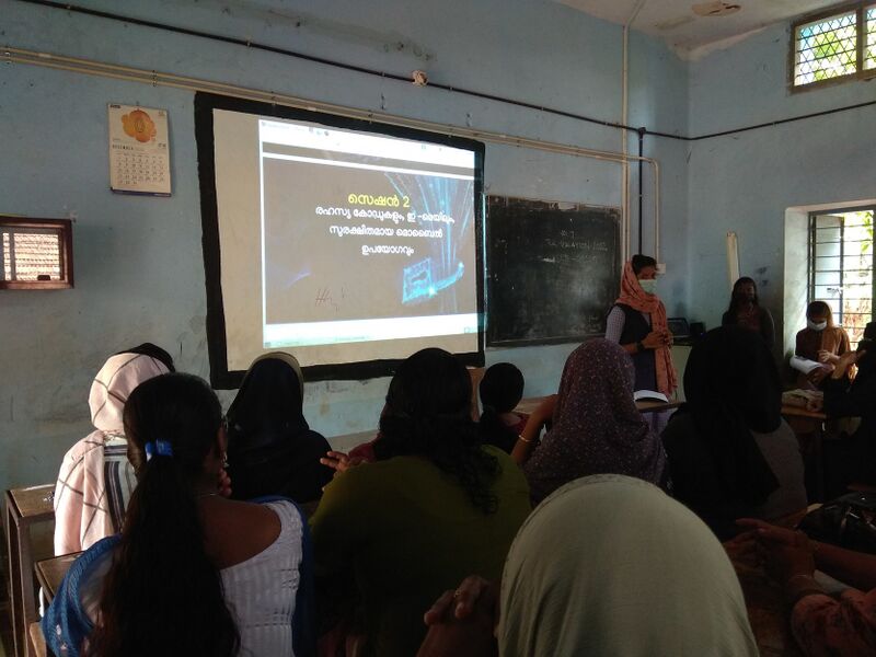 പ്രമാണം:20009-PKD-LKCS22-4 - Divya K V.jpg