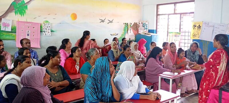 പ്രമാണം:26322 PTA Meeting.jpg