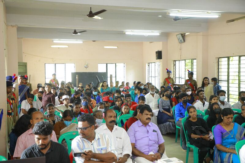 പ്രമാണം:44050 22 7 12.JPG