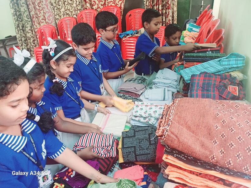 പ്രമാണം:44443 sahaayam.jpg