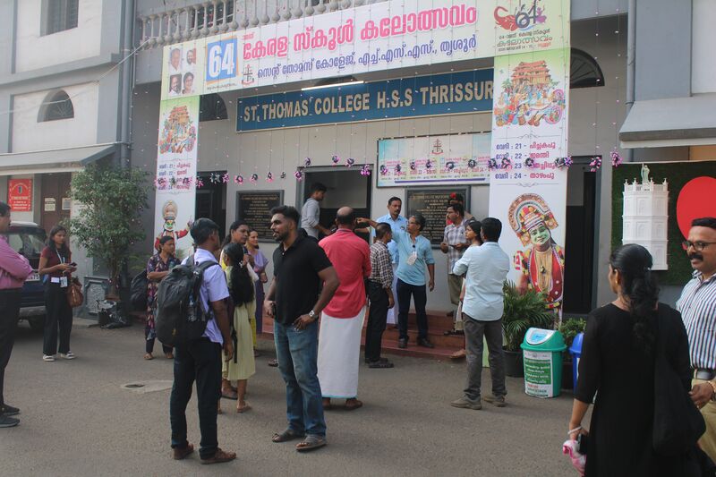 പ്രമാണം:KSK2026-22050-21-22-23-24-OFFSTAGE1-ADWAITH T.jpg